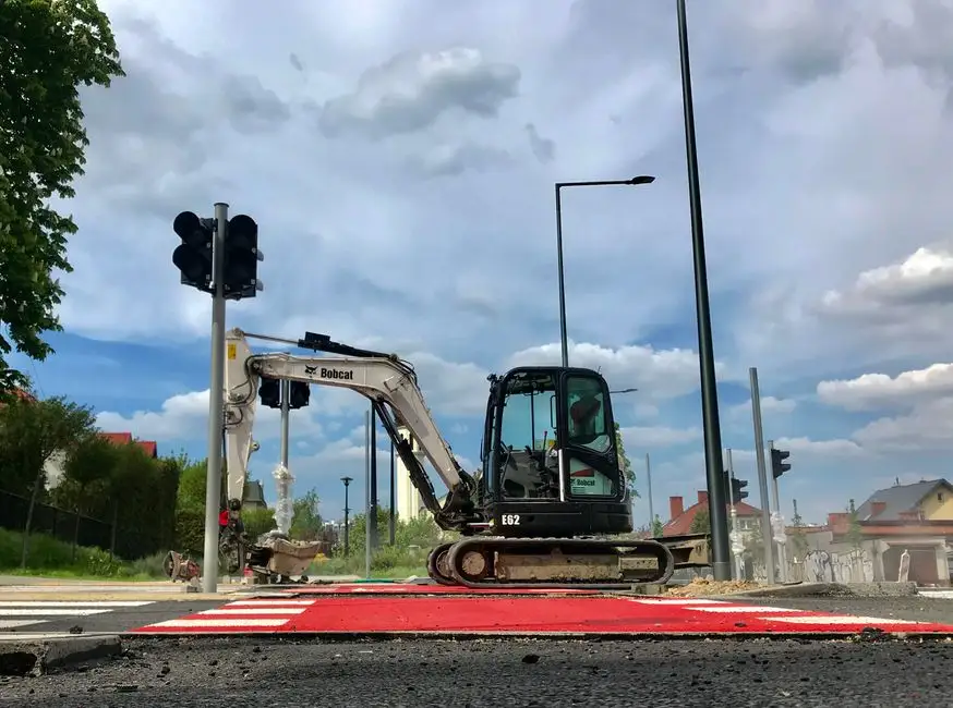 Gmina Dobczyce podpisała umowy na modernizację czterech dróg gminnych
