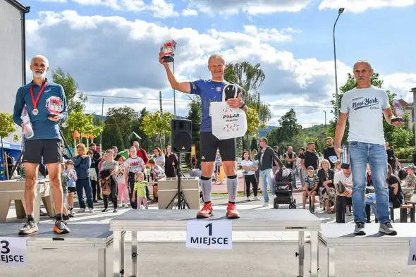 Biegacze LKS Lubomir Wiśniowa z rekordami i miejscami na podium podczas Festiwalu Sportowego