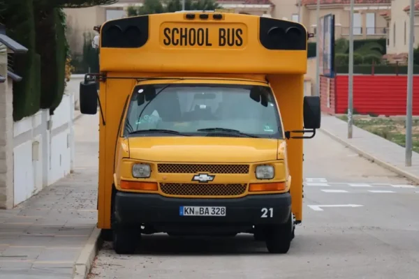 Nowy rozkład dowozów i odwozów w SP nr 1 w Dobczycach